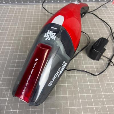 Dust Devil Cordless Vacuum With Charger