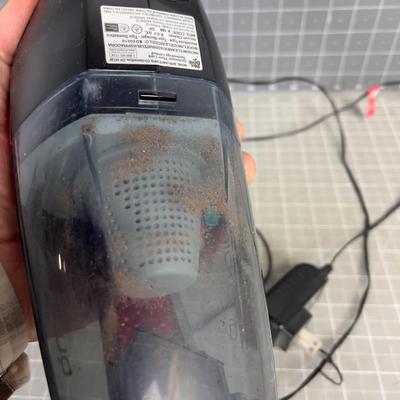 Dust Devil Cordless Vacuum With Charger