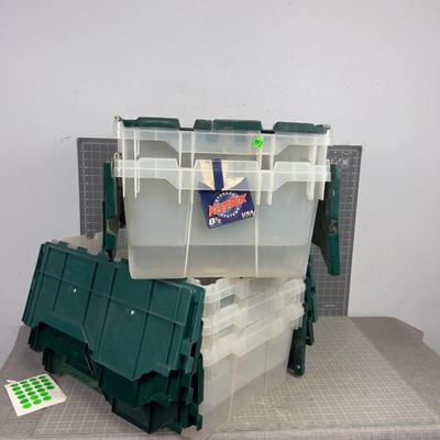 5  Clear Plastic Totes. 8-1/2 Gallon Green / Clear