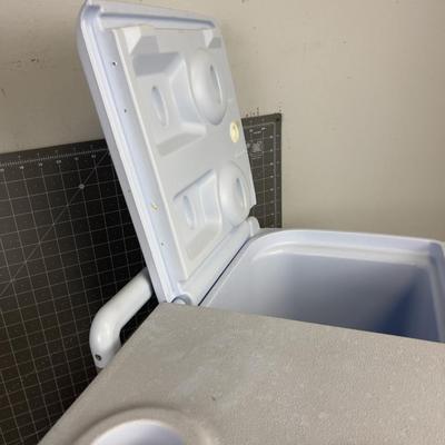 NICE Rubber Made Cooler, Gray on wheels with Handle