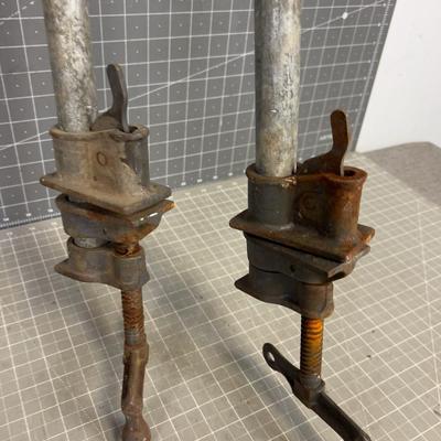 3/4" Pair of Pipe Clamps