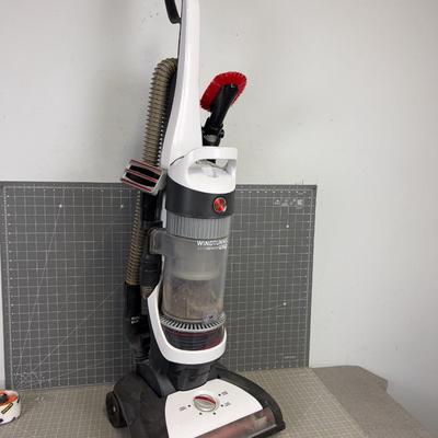 HOOVER Wind Tunnel Vacuum