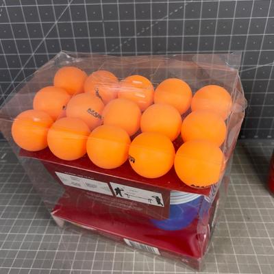 Beer Pong & Juggling Balls new