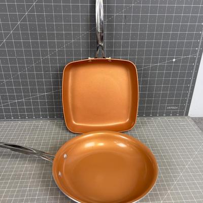 (2) Skillets Round and Square Red / Copper 
