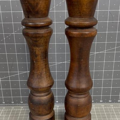 Walnut Salt & Pepper Mills Pair 