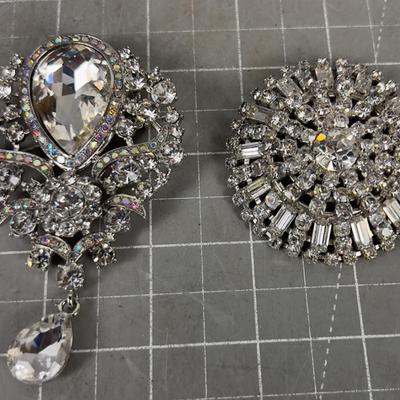 2 Large Rhinestone Pin Broches