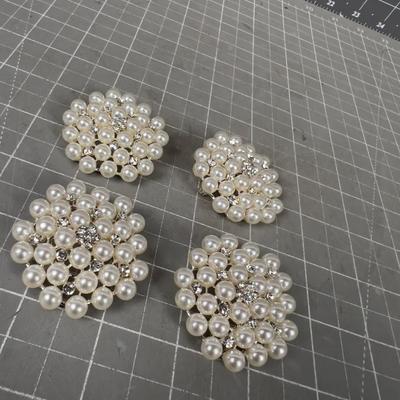 4 Pearl and Rhinestone Broches All the SAME
