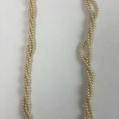 vintage MARVELLA JEWELRY TRIPLE-STRAND FAUX PEARL CHOKER NECKLACE