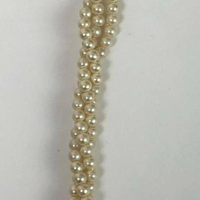 vintage MARVELLA JEWELRY TRIPLE-STRAND FAUX PEARL CHOKER NECKLACE