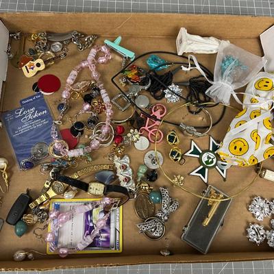 Tray of Misc. Jewelry items