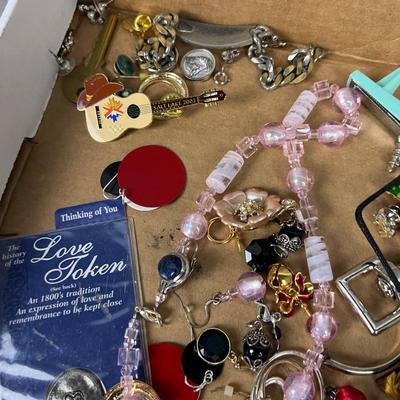 Tray of Misc. Jewelry items