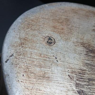 Two vintage Alden cast aluminum pots - Dutch oven - stock pot - Oval with lid and round with no lid