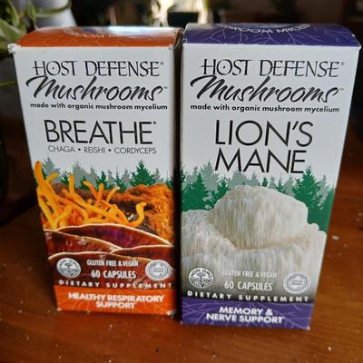 Brand new sealed Host Defense Dietary Supplement Mushrooms - Breathe and Lion's Mane made with organic mushrooms