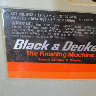 Black & Decker Finishing Machine Bench Grinder & Sander