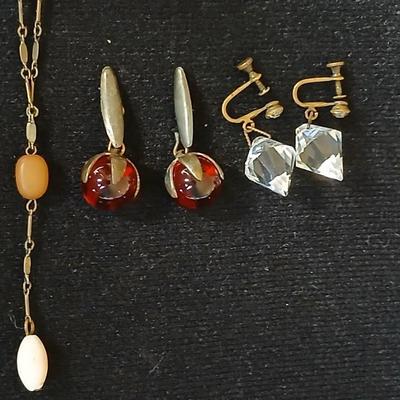 Antique ruby red glass stone / marble cufflinks - Crystal screw back earrings - and Vintage stone beaded necklace with fancy links