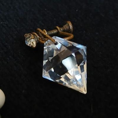 Antique ruby red glass stone / marble cufflinks - Crystal screw back earrings - and Vintage stone beaded necklace with fancy links