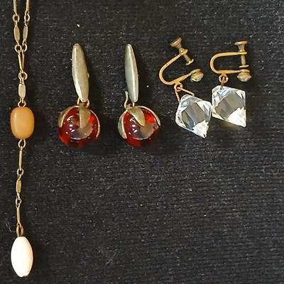 Antique ruby red glass stone / marble cufflinks - Crystal screw back earrings - and Vintage stone beaded necklace with fancy links