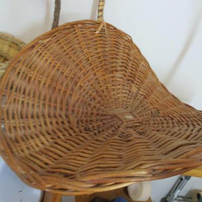 Assortment Of Fruit Picking Baskets (See All Pictures)