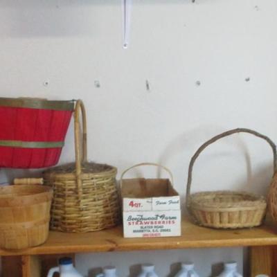 Assortment Of Fruit Picking Baskets (See All Pictures)
