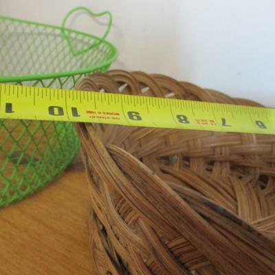 Assortment Of Fruit Picking Baskets (See All Pictures)