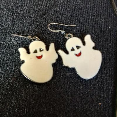 Variety of fun Jewelry Wizard of oz Pendant - coral necklace - Ghost earrings and more