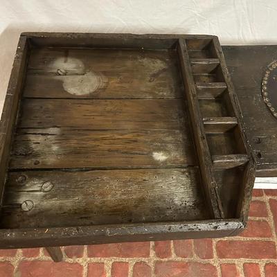 Shoeshine Seat (say it fast 3x)