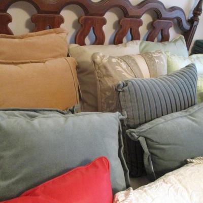 Assortment Of Throw Pillows Various Colors & Sizes Choice 1