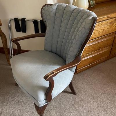 Sitting chair 