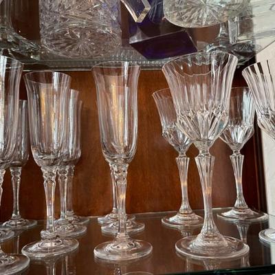 Fine crystal 