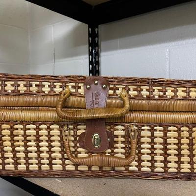 Picnic basket 