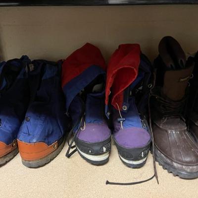 Snow boots 