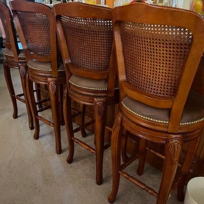 Kitchen bar stools
