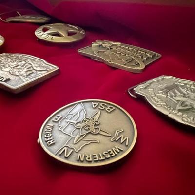 Belt buckles 
