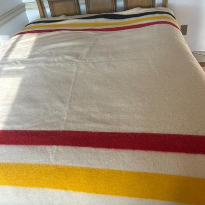 Iconic Vintage Wool Blaket