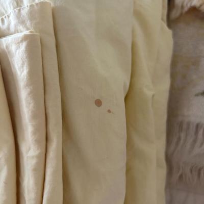 Vintage Bedding & Bath