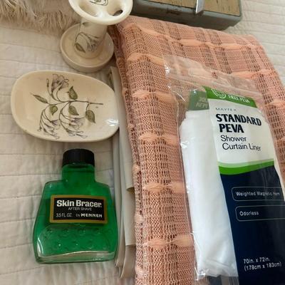 Vintage Bedding & Bath