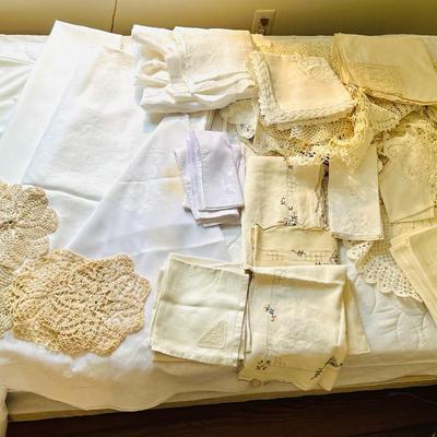 Lot of Vintage Linens