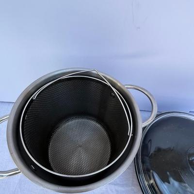 Steamer & Cast Iron Pan