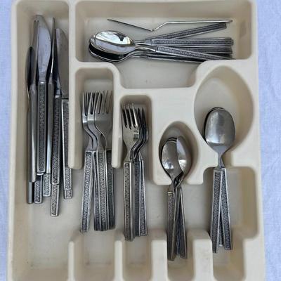 EROS Flatware