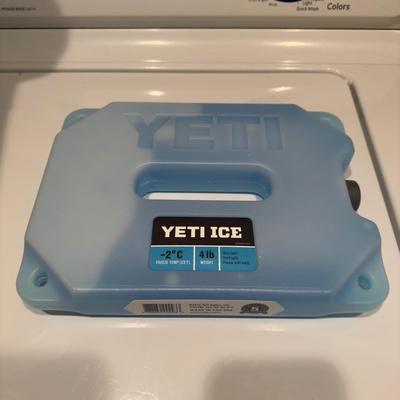 BR1103 Large YETI Icepack 4lb