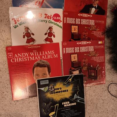 LARGE LIGHTED CHRISTMAS WREATH AND CHRISTMAS MUSIC ON VINYL RECORDS