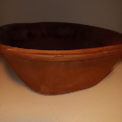 TERRA COTTA ROASTER AND A CLAY BIRD THEMED BOWL