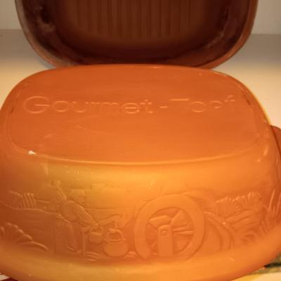 TERRA COTTA ROASTER AND A CLAY BIRD THEMED BOWL