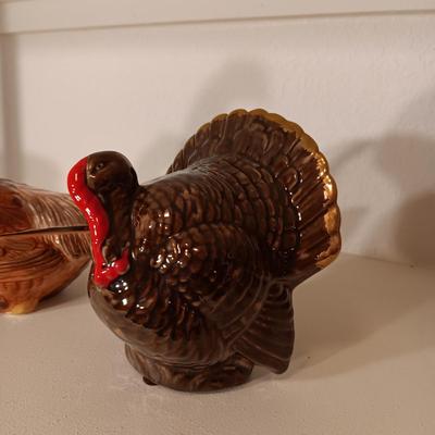 FITZ AND FLOYD PHEASANT GRAVY OR SAUCE SERVER AND A CERAMIC TURKEY