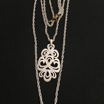 Absolutely Pristine Crown Trafari White Enamel Metal Abstracr