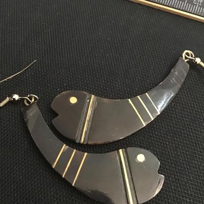 Carved Shell Type With Gold atone Inlay