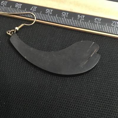 Carved Shell Type With Gold atone Inlay