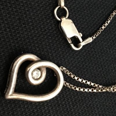 Beautiful 925 Italy Chain With Marked Heart Pendant Crystal Stone