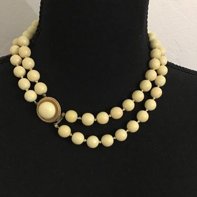 Vintage. Ciner Double Straned Knotted Beaded Necklace