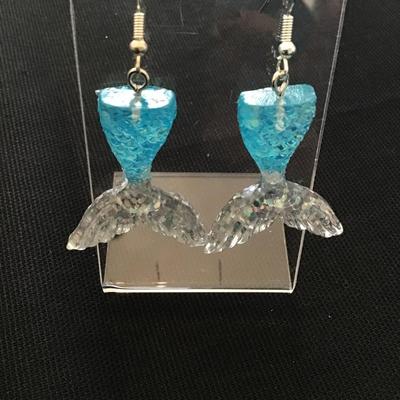 Cute acrylic, Fish tail earings